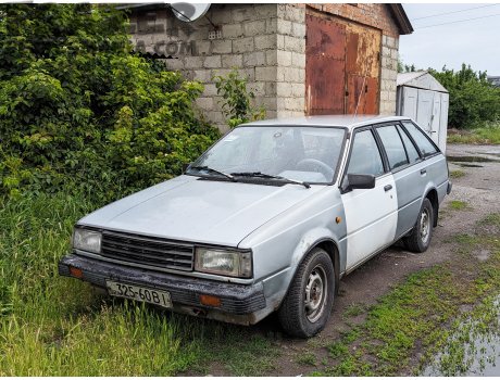 02 325-60 BI, Nissan Sunny