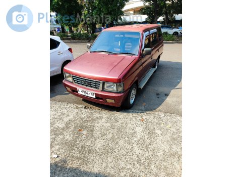 B 8902 NT, Isuzu Panther