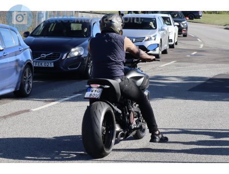 WYG 80U, Ducati Diavel