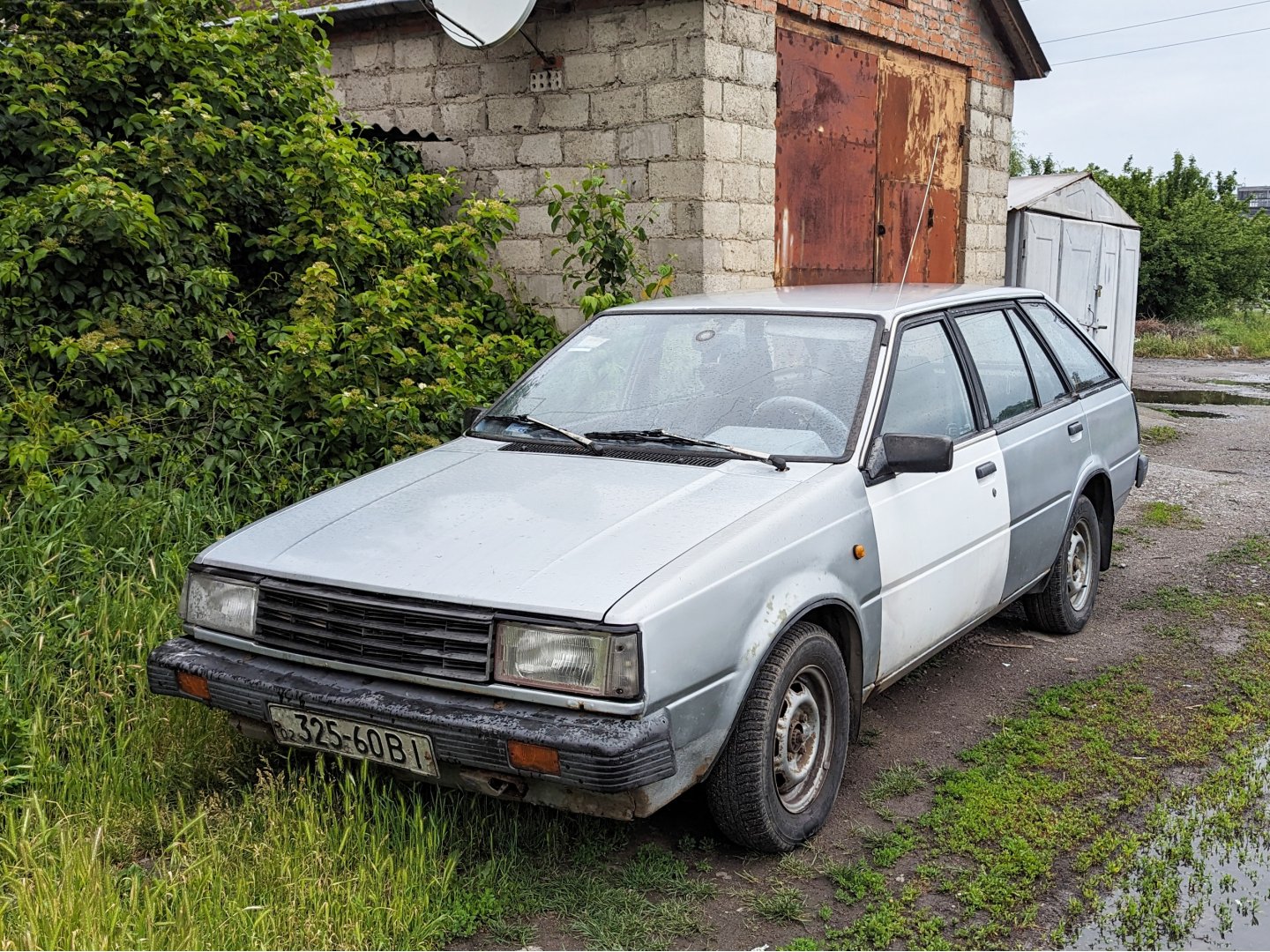 02 325-60 BI, Nissan Sunny 5th gen Traveller Wagon (B11), 1982–1987