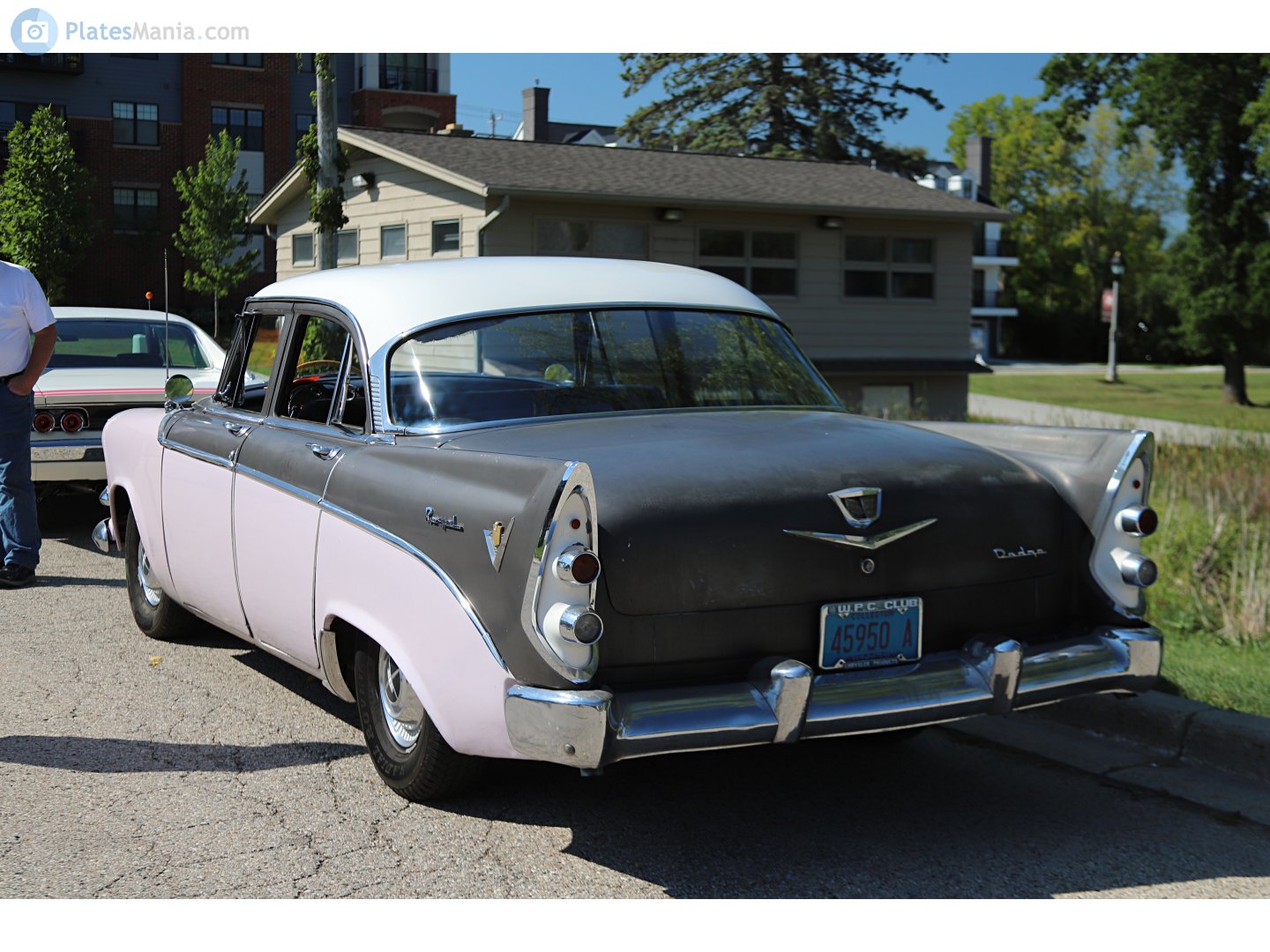45950 A, Dodge Royal 2nd gen 1956 4-door Sedan (D63), facelift, 1955–1956