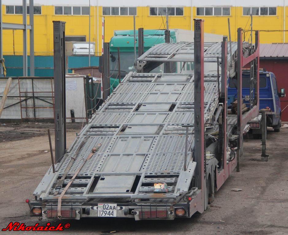 02AA 7944, Trailers (2009) 