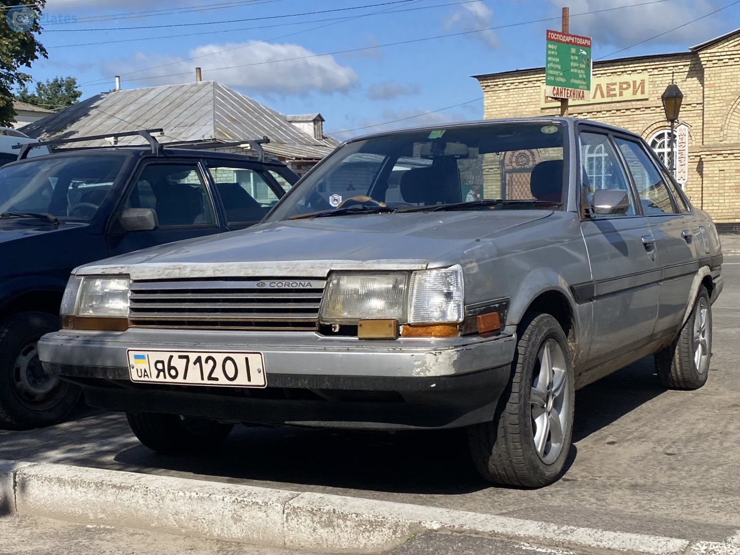 я 6712 ОІ, Toyota Corona 8th gen Sedan (T150), 1983–1987
