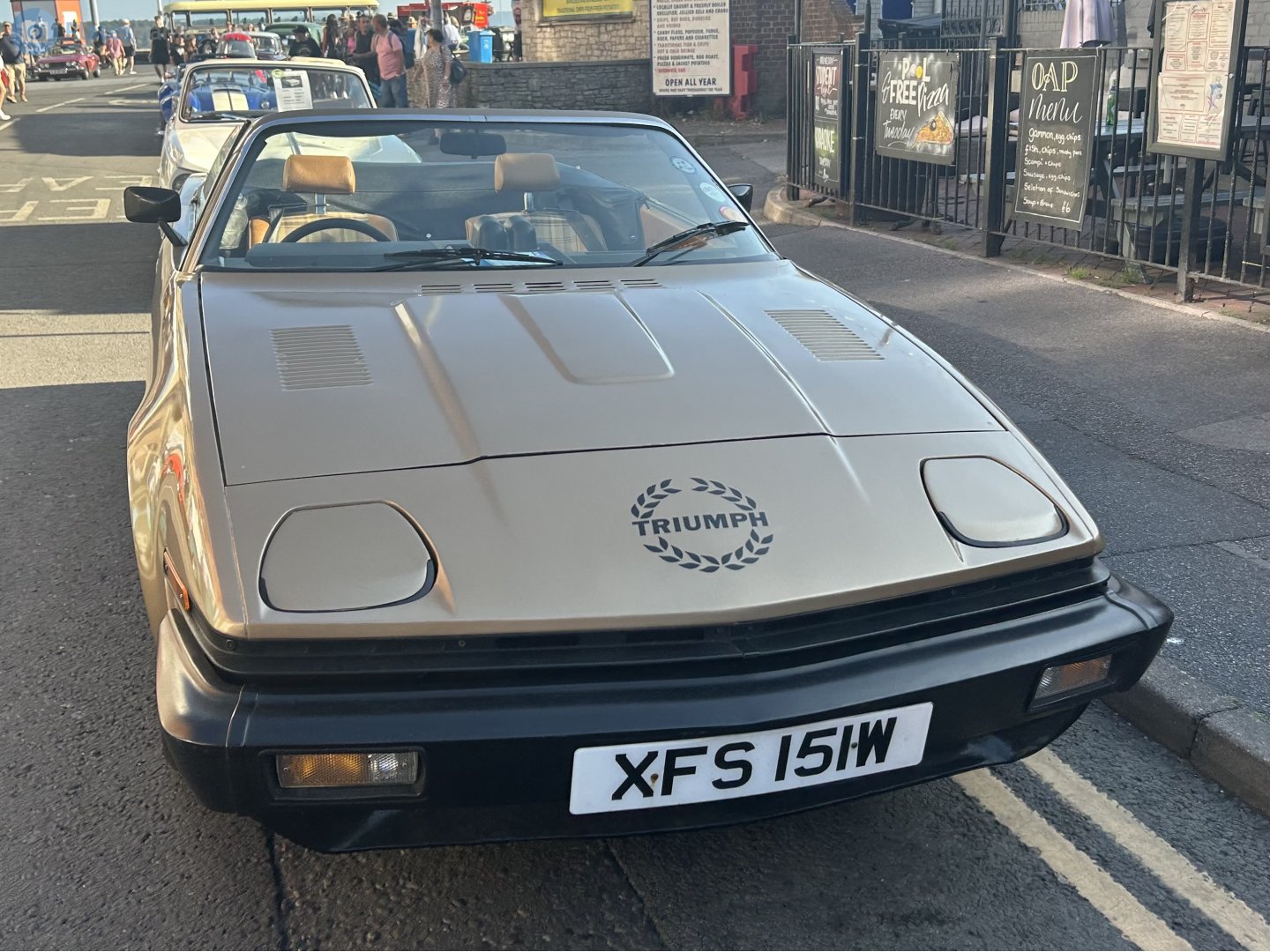 XFS151W, Triumph TR7 