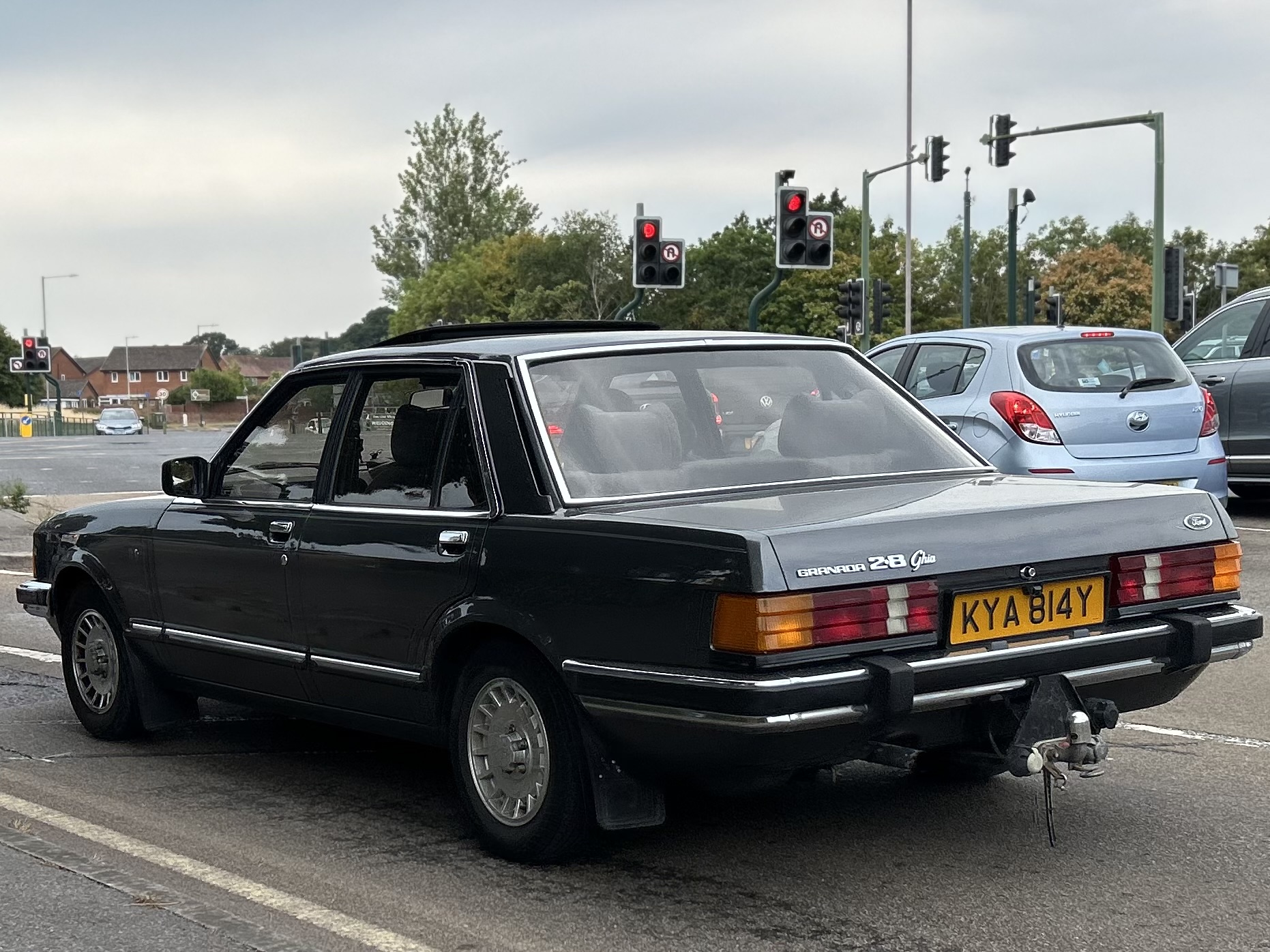 KYA814Y, Ford Granada 2nd gen 4-door Sedan (GFU; EU-market), 1977–1985
