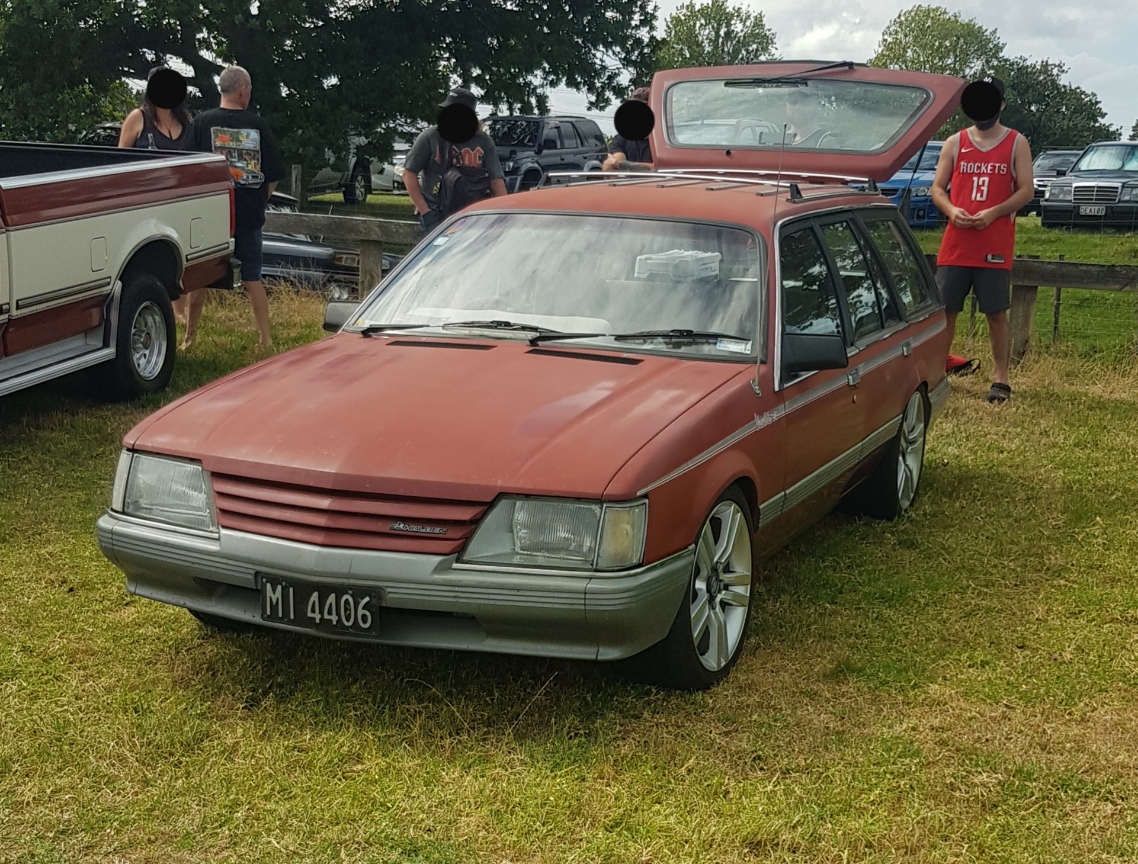 MI4406, Holden Commodore 1st gen Wagon (VB/VC/VH/VK), 1978–1986