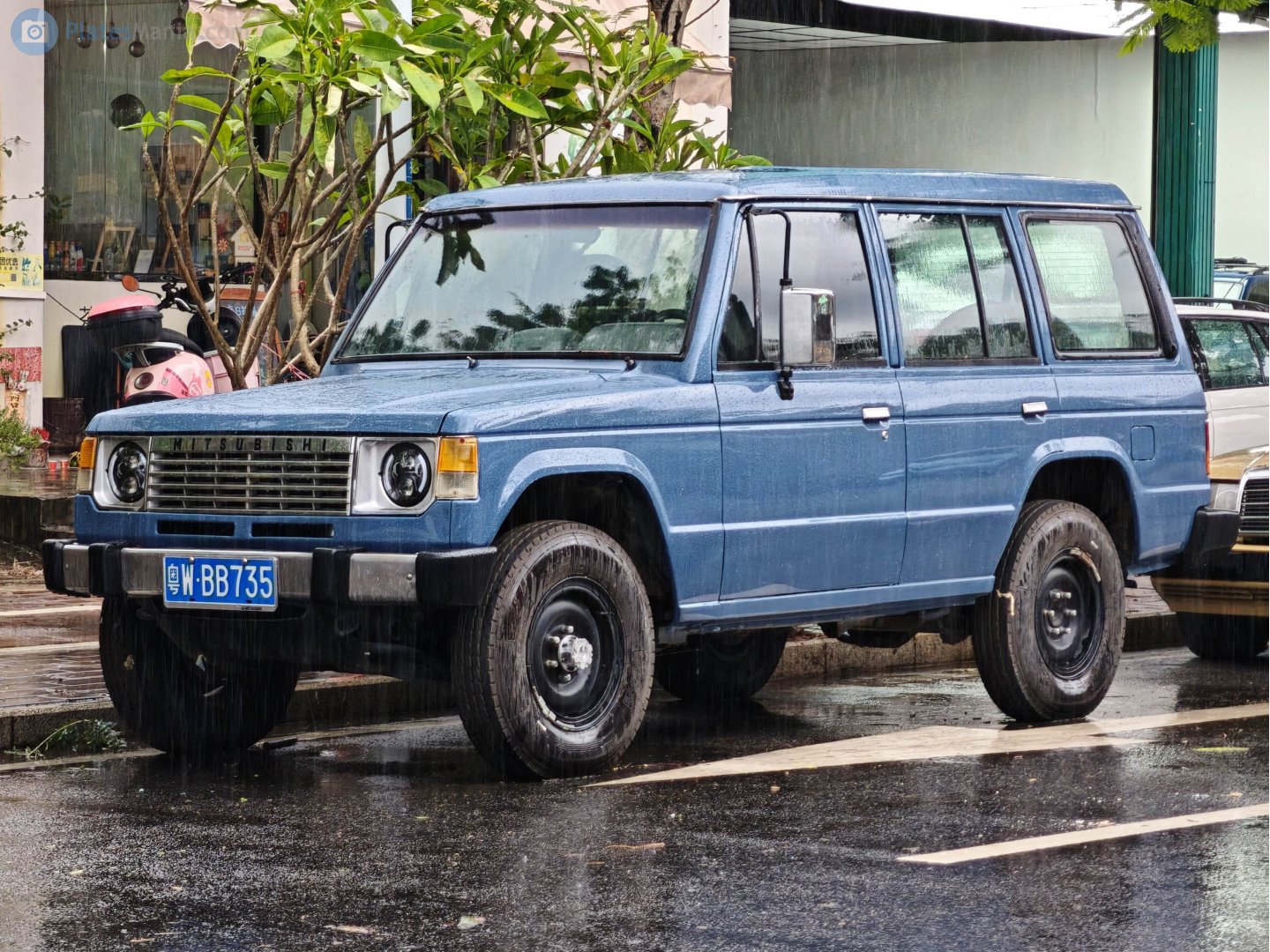 粤W·BB735, Mitsubishi Pajero 1st gen 5-door SUV (L040/L140/N*), 1982–1991