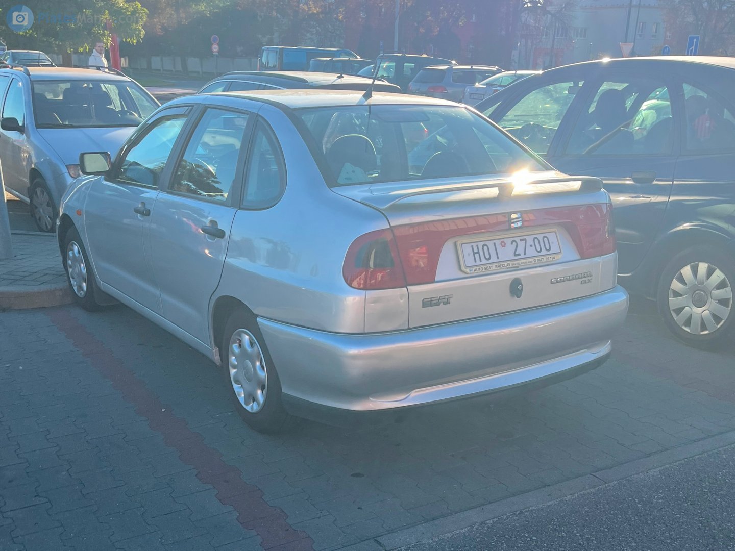 HOI 27-00, SEAT Córdoba 