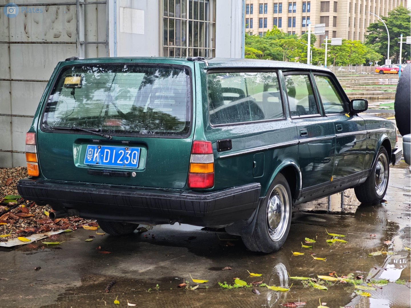 粤K·D123Q, Volvo 240-Series 1st gen 5-door Wagon (245), facelift, 1978–1993