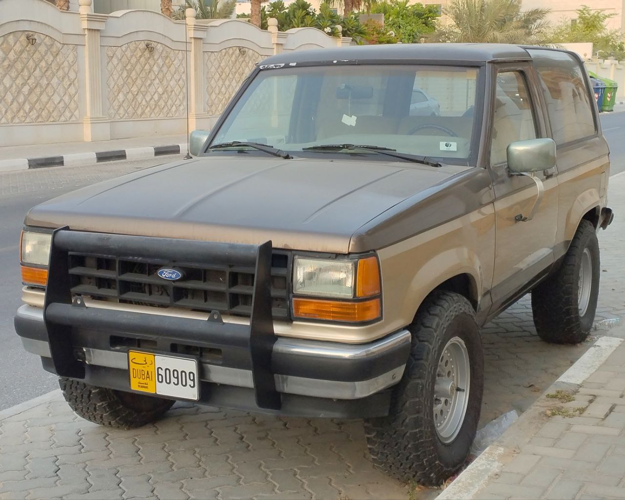 60909, Ford Bronco II 