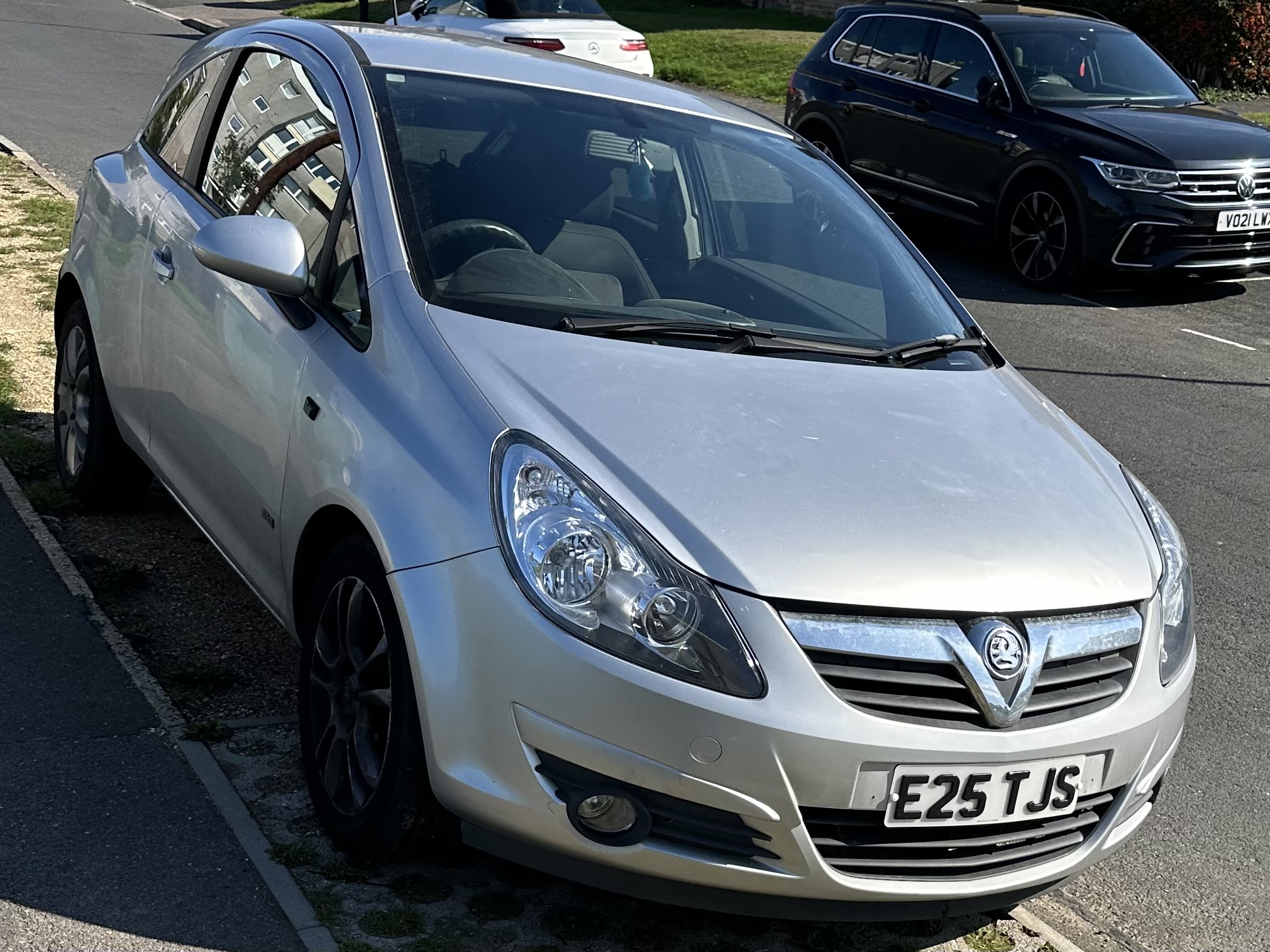 E25TJS, Vauxhall Corsa 3rd gen 3-door Hatch (D; S07), 2006–2015