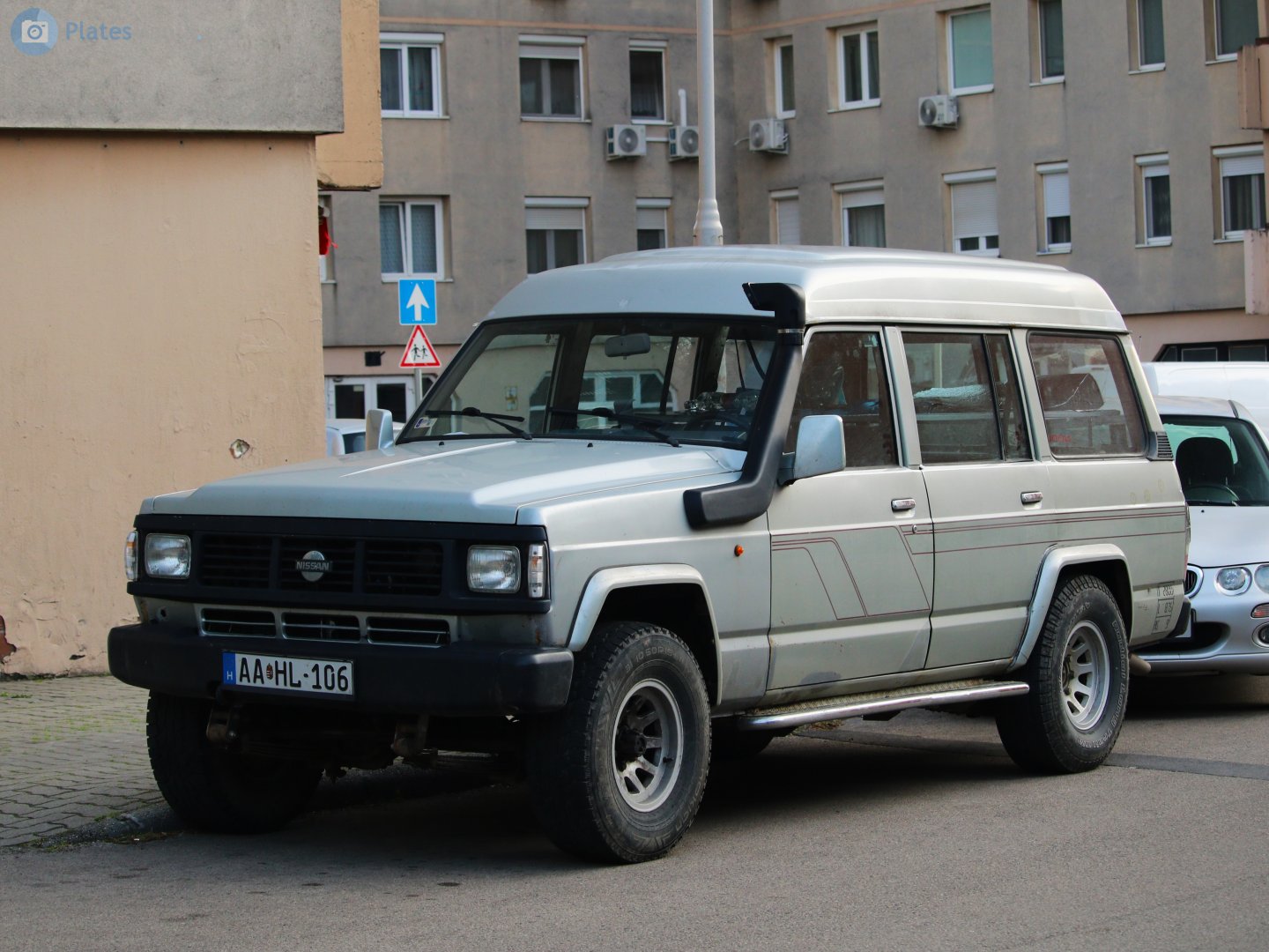 AA HL-106, Nissan Patrol 3rd gen 5-door SUV (160/260), 1980–2002
