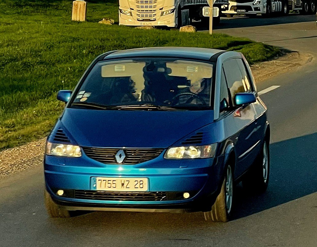 7755 WZ 28, Renault Avantime 1st gen (D66), 2001–2003