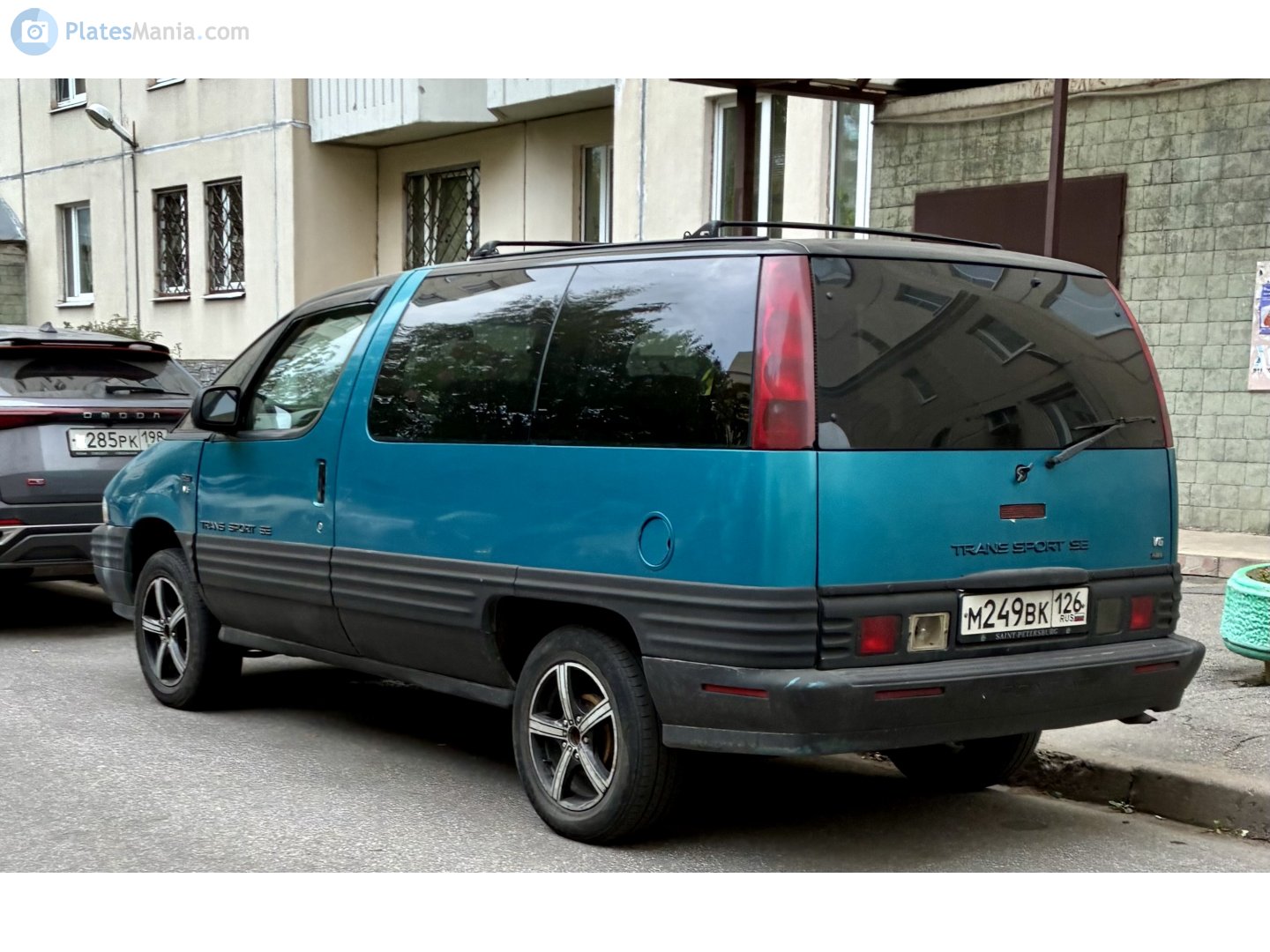 м 249 вк 126, Pontiac Trans Sport 1st gen (GMT199), facelift, 1993–1996