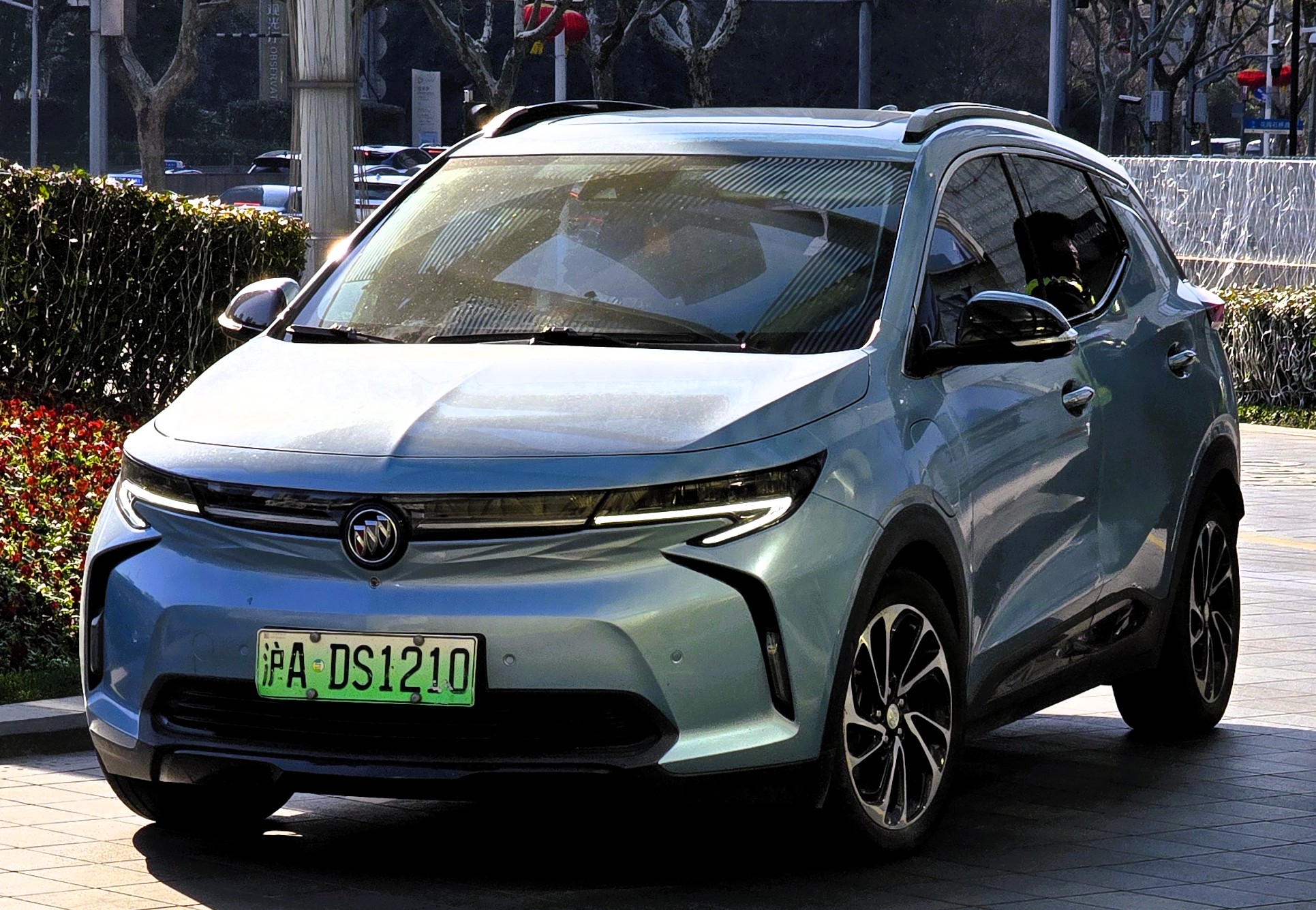 沪A·DS1210, Buick Velite (7) SUV (BEV II; CN-market), 2020­–2022