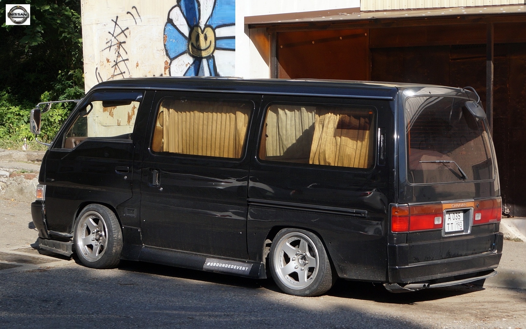 а 035 тт 193, Nissan Caravan 2nd gen (E23), 1980–1986