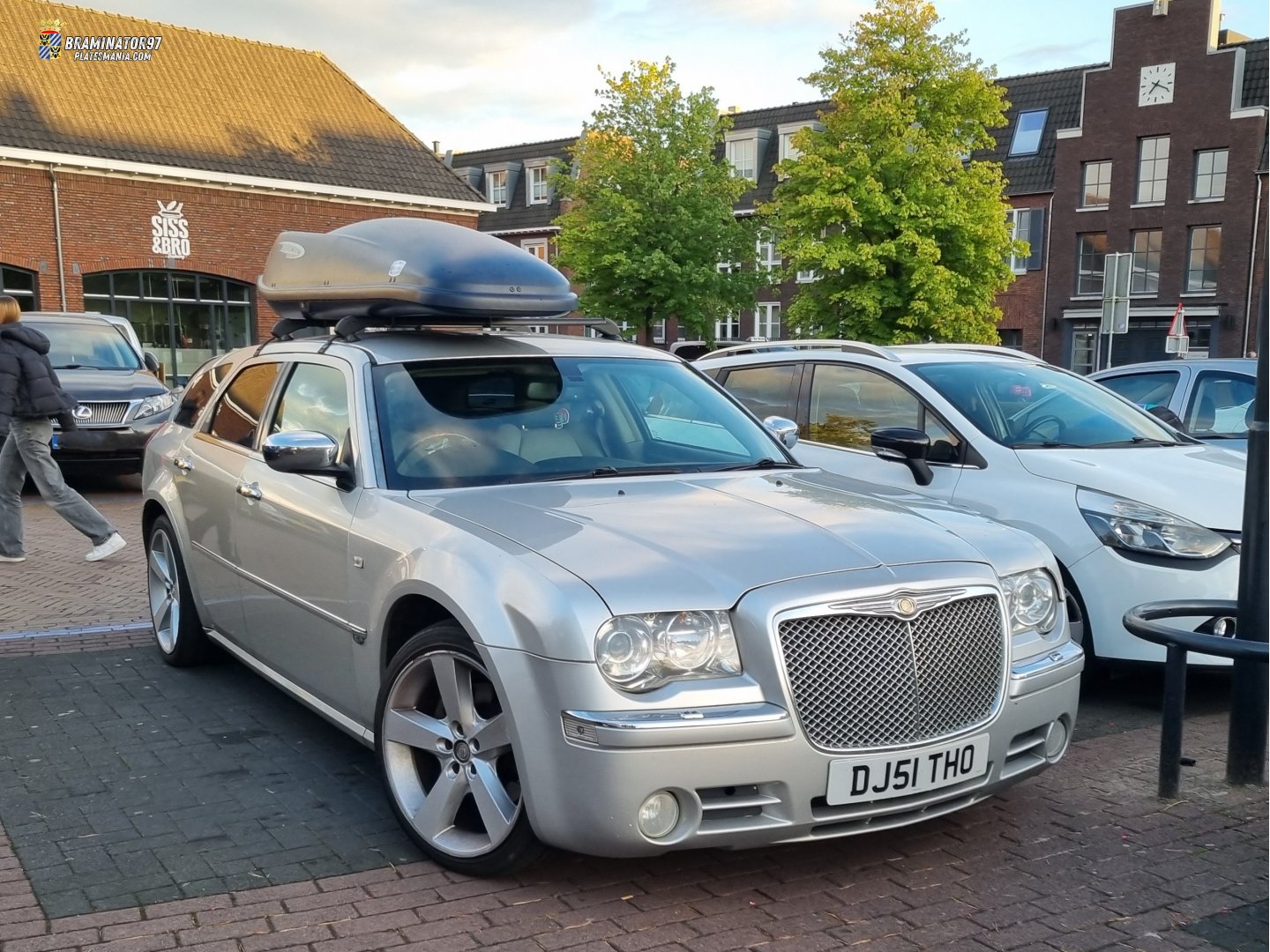 DJ51THO, Chrysler 300/300C 1st gen Touring (LX), 2004–2010