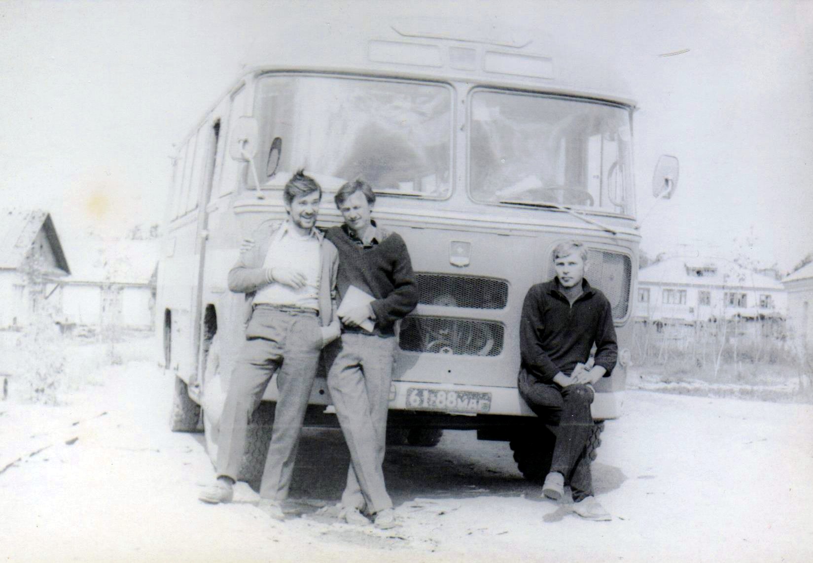 6188 МАГ, PAZ 672 