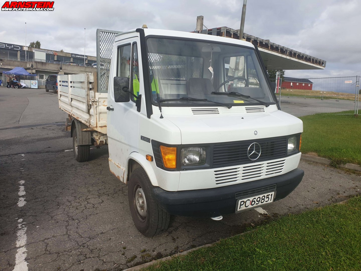 PC 69851, Mercedes-Benz T1 1st gen (601/602/611), 1976–1996