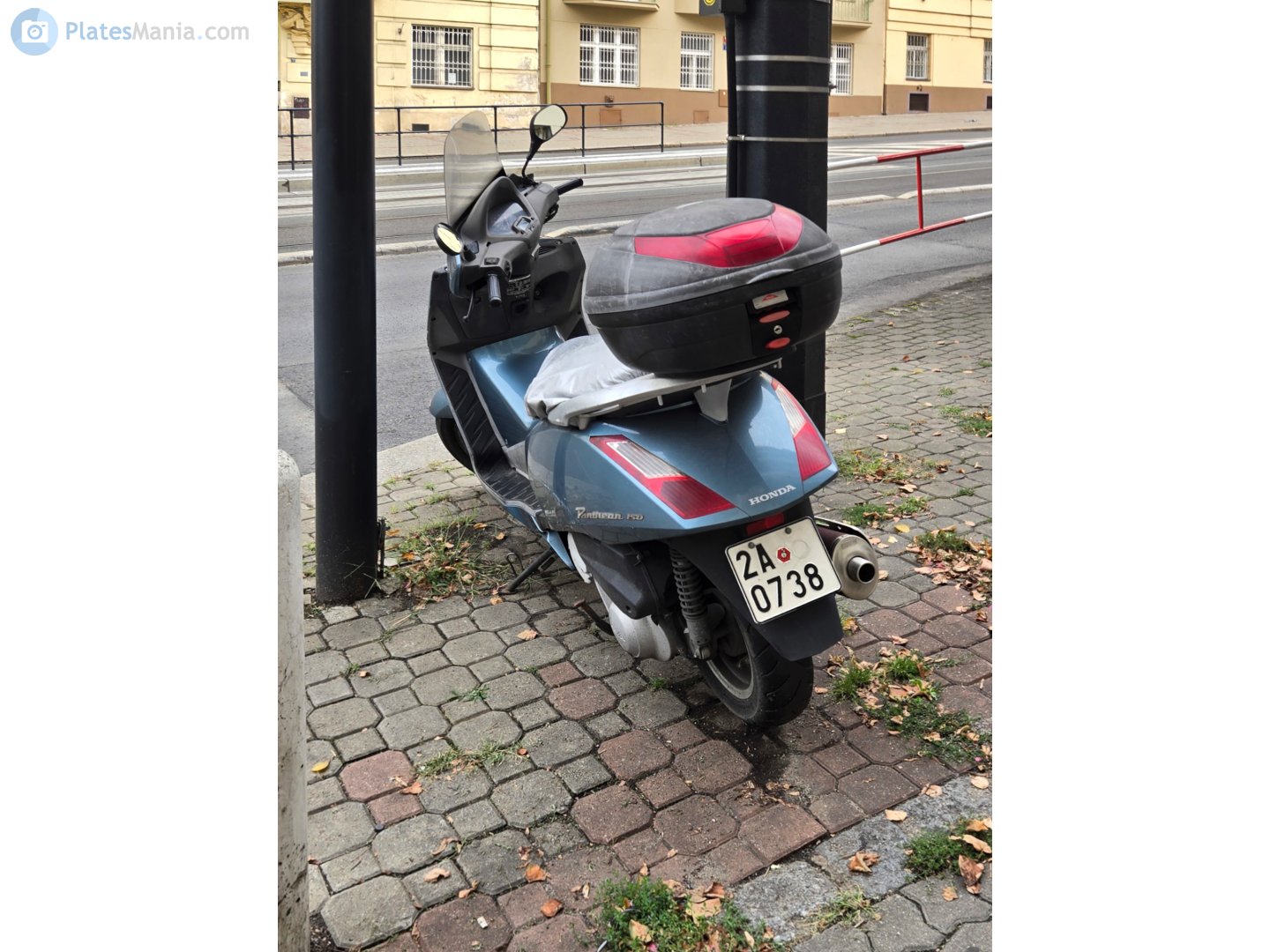 2A 0738, Honda Pantheon 2nd gen (JF12), 2003–2008