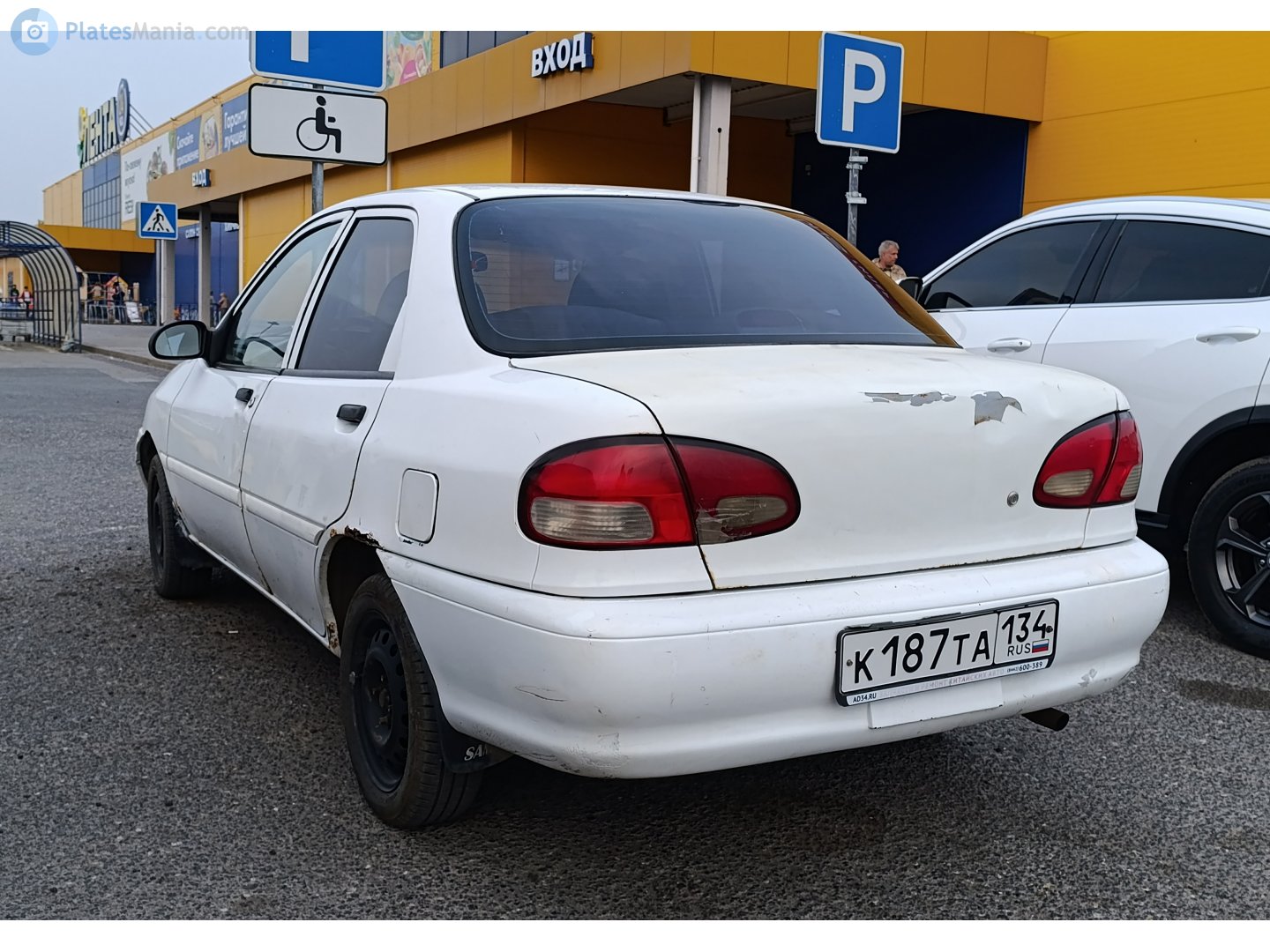 к 187 та 134, Kia Avella 1st gen Delta Sedan (WB), 1994–2000