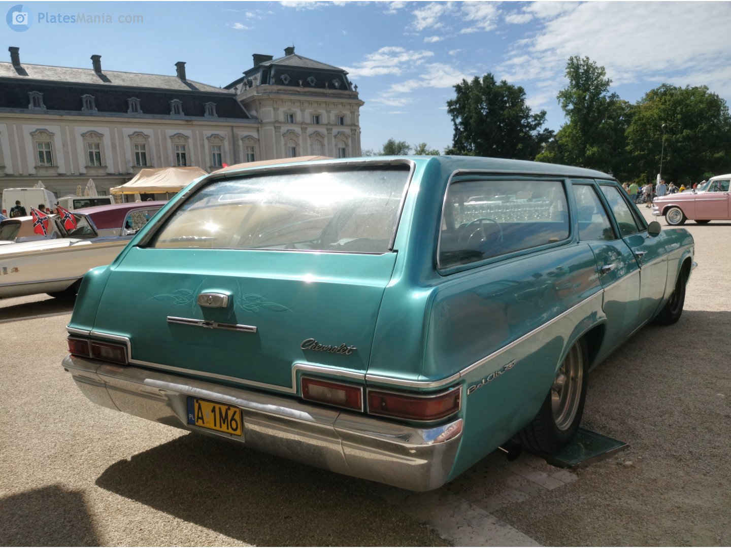 A 1M6, Chevrolet Biscayne 3rd gen 1966 5-door Station Wagon (15345; B-body), 1st facelift, 1965–1966
