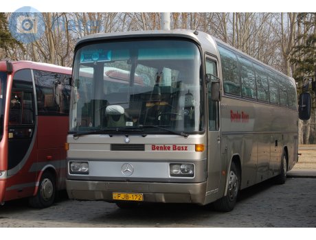 FJB-172, Mercedes-Benz O303