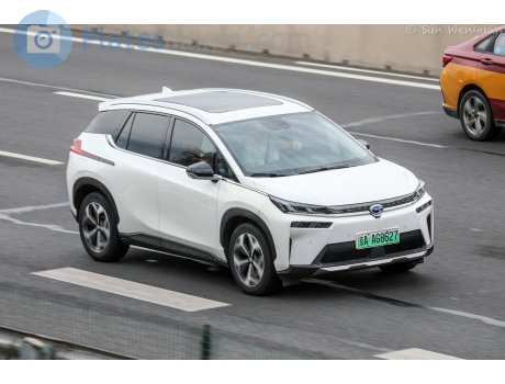 京A·AG8627, Aion (GAC NE) V