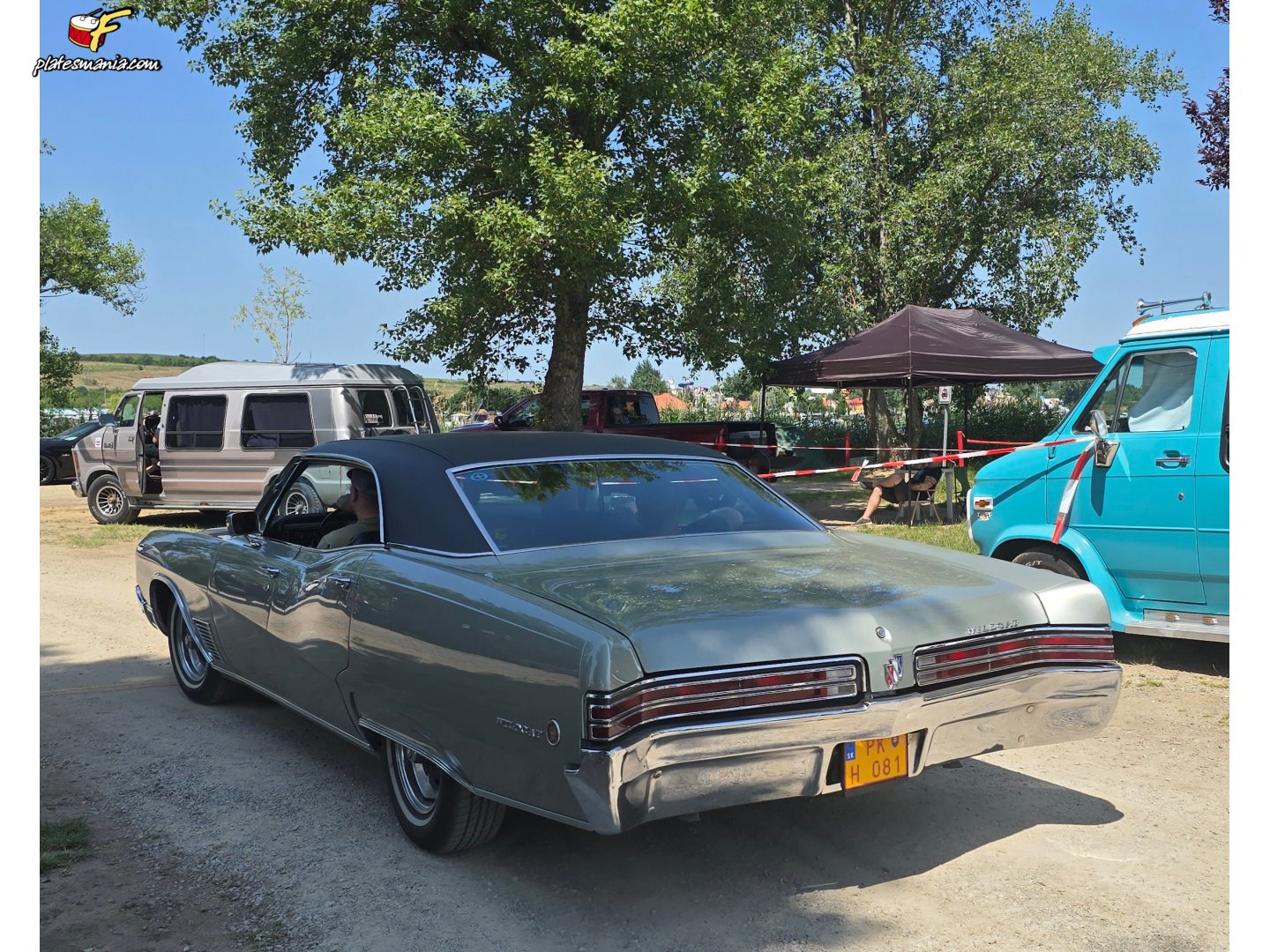 PK H 081, Buick Wildcat 2nd gen 1967 4-door Hardtop (46439/46639; B-body), 2nd facelift, 1966–1967