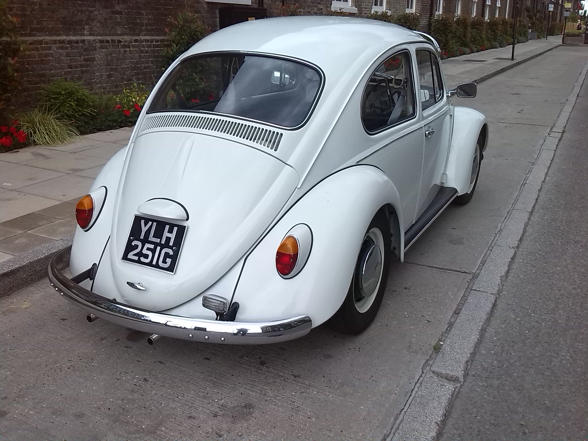 YLH251G, Volkswagen Beetle 1st gen Sedan (Type 1), 1938­–2003
