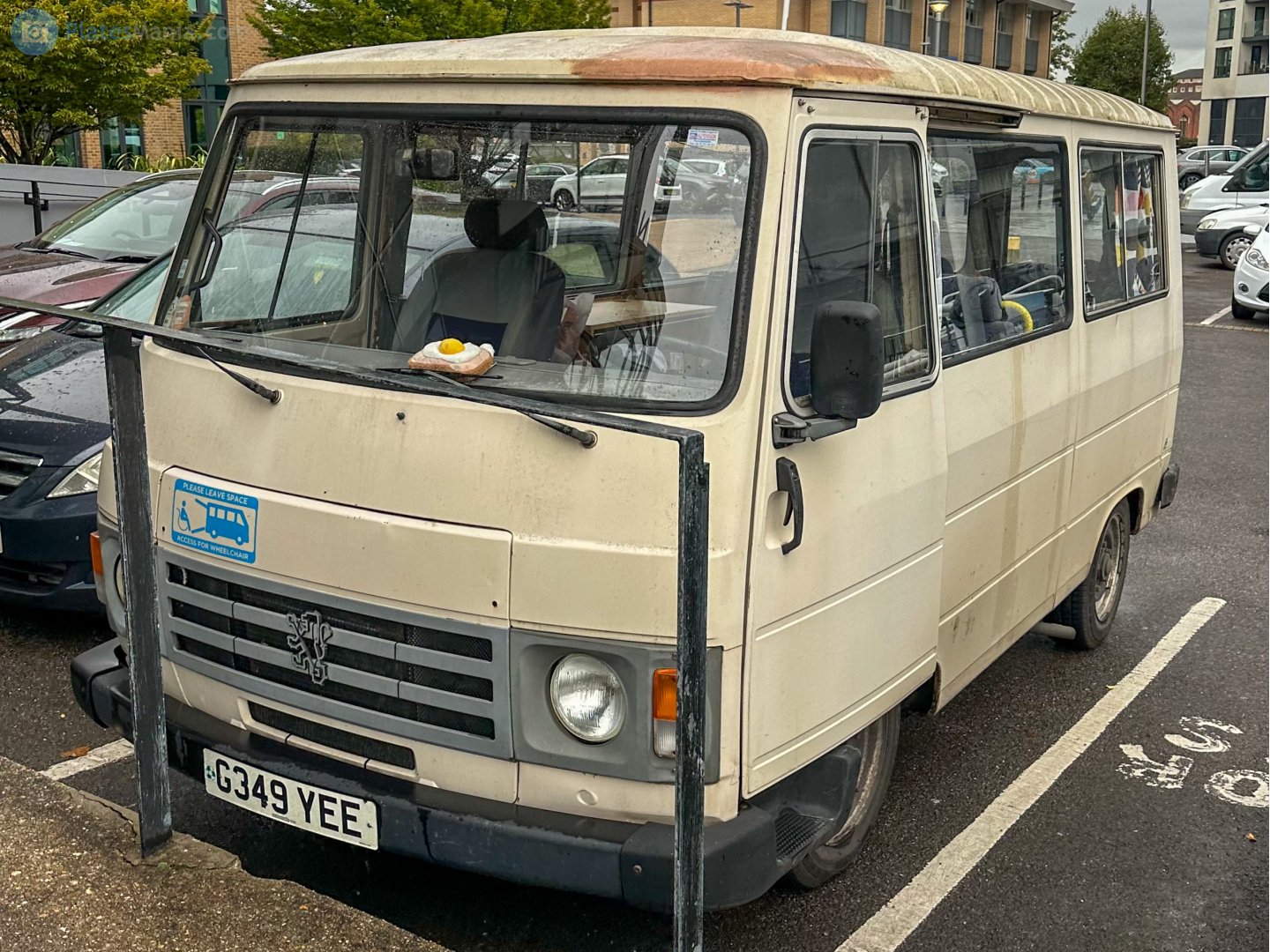 G349YEE, Peugeot J9 1st gen, 1980–1991