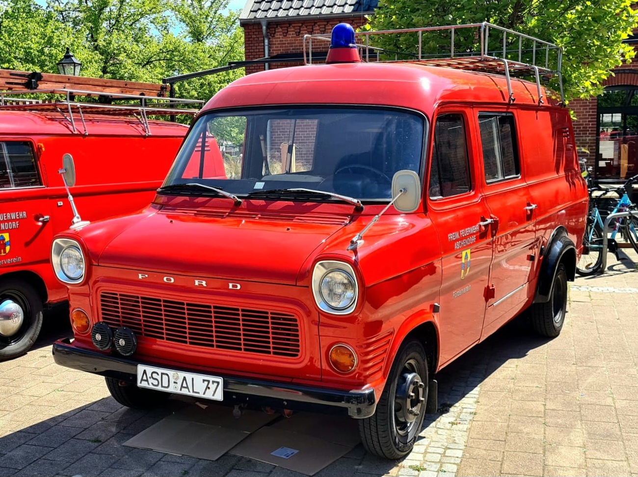 ASD AL 77, Ford Transit 1st gen Van, 1965–1977