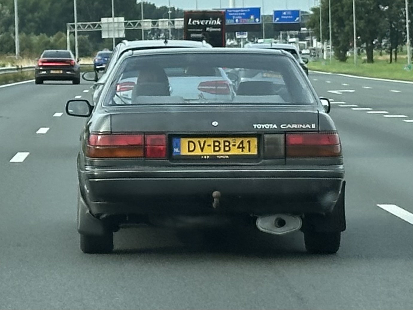 DV-BB-41, Toyota Carina II 2nd gen (T170) Sedan, 1988–1992