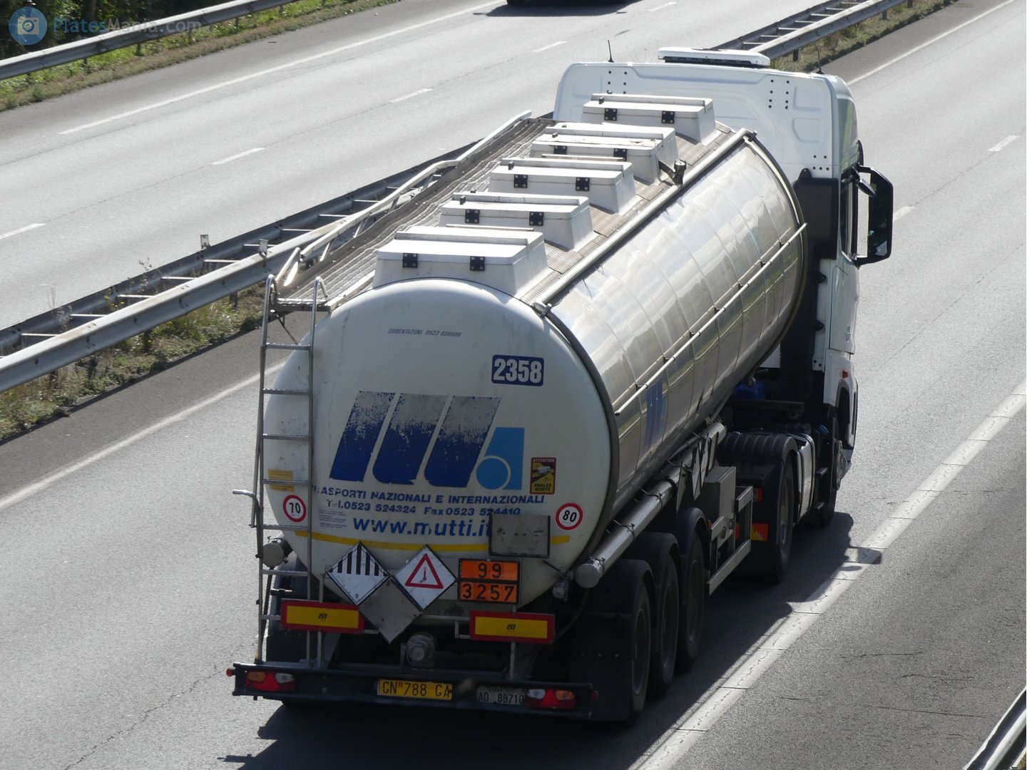 AD 88710, Trailers (1994 year series) 