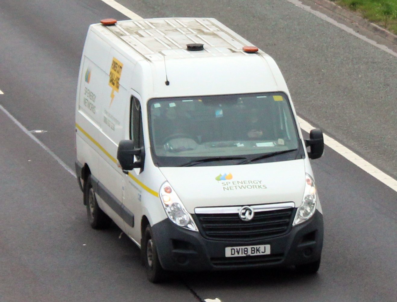 DV18BKJ, Vauxhall Movano 2nd gen Van (B; X62), 2010–2021