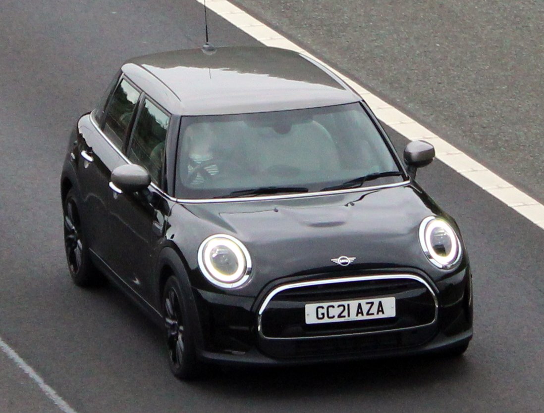 GC21AZA, MINI Hatch 3rd gen 5-door Hatch (F55), 2013–2024