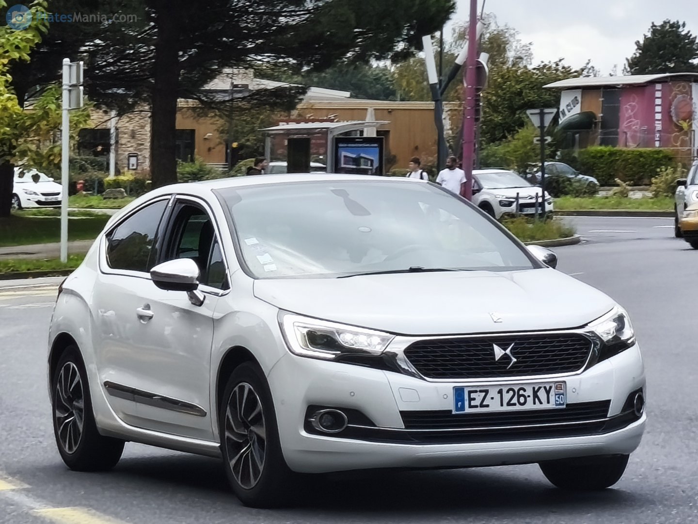 EZ-126-KY, DS 4 1st gen Hatch (B75), 2015–2018