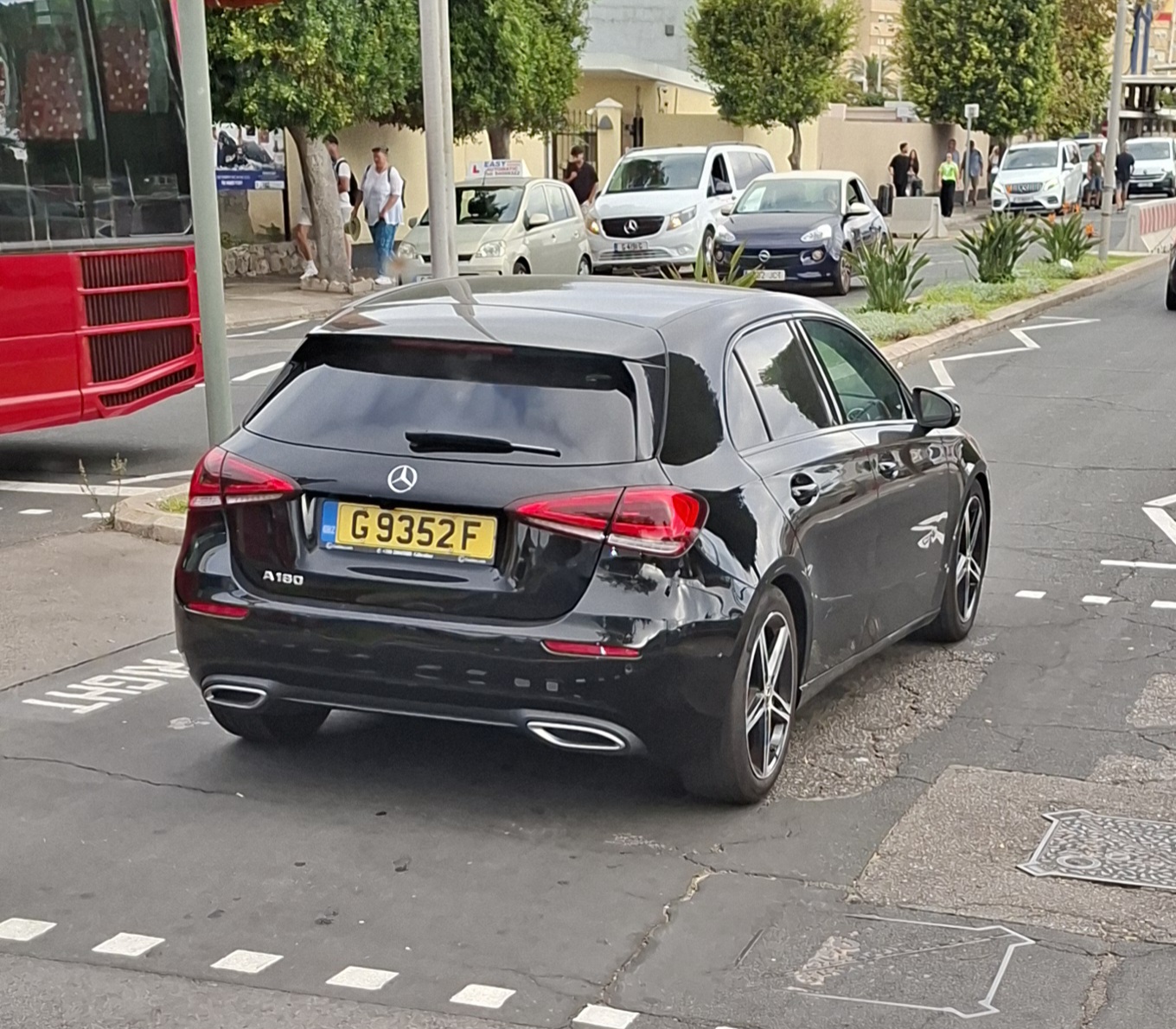 G 9352 F, Mercedes-Benz A-Klasse 3rd gen (W176), 2012–2018