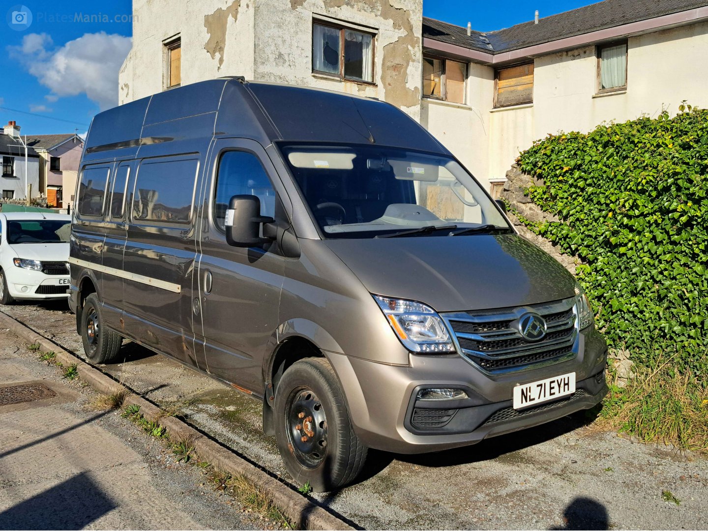 NL71EYH, Maxus V80 1st gen, 2011–