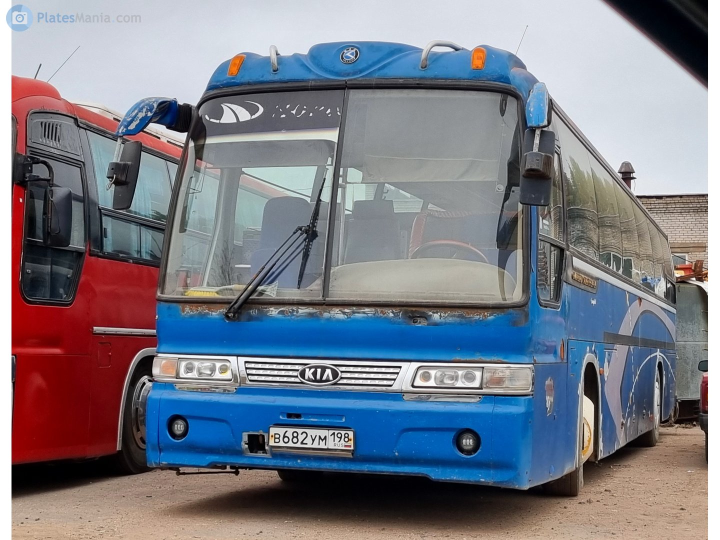 в 682 ум 198, Kia Granbird 1st gen, 1994–2007