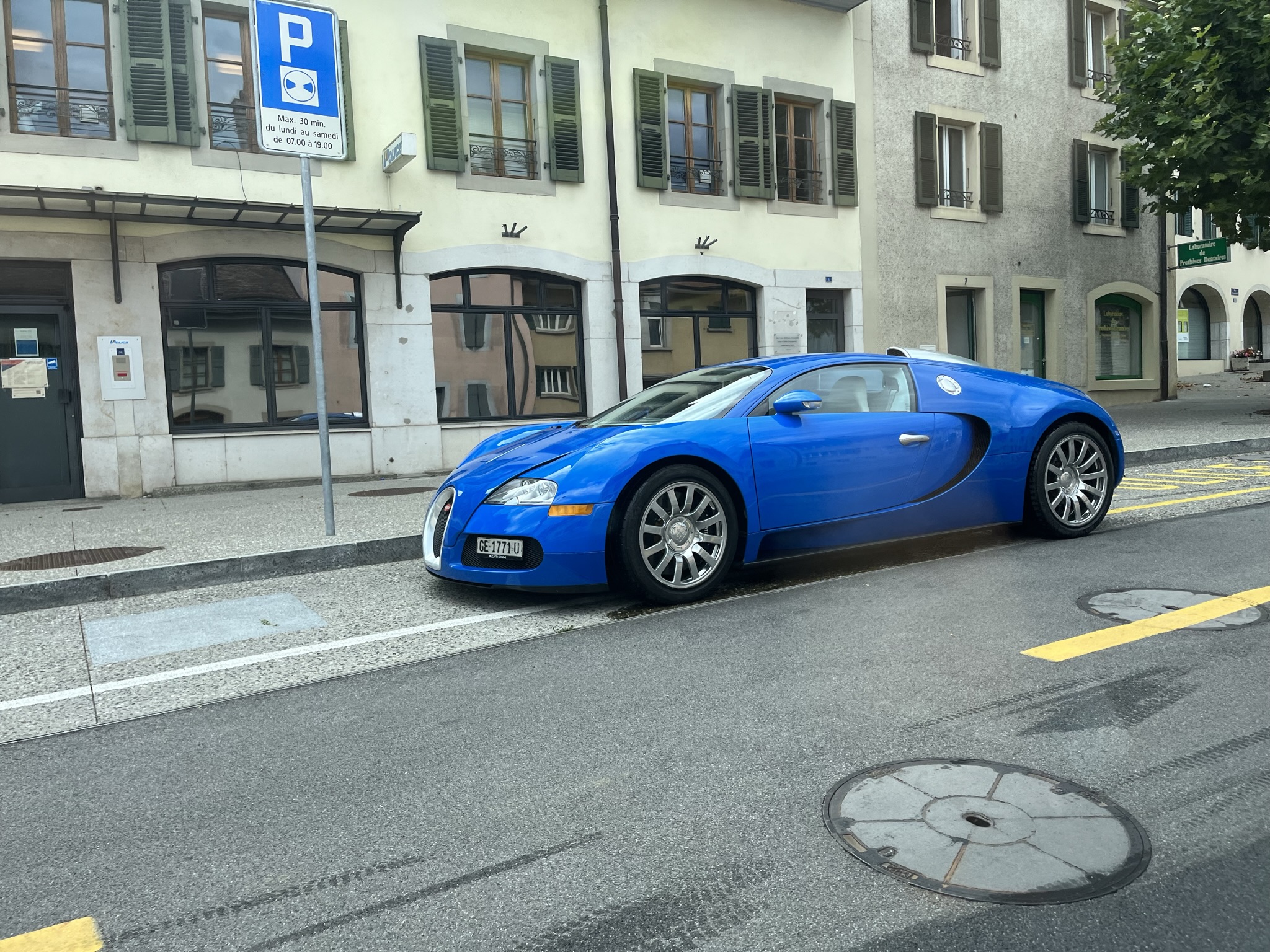 GE 1771 U, Bugatti Veyron Coupe, 2005–2011