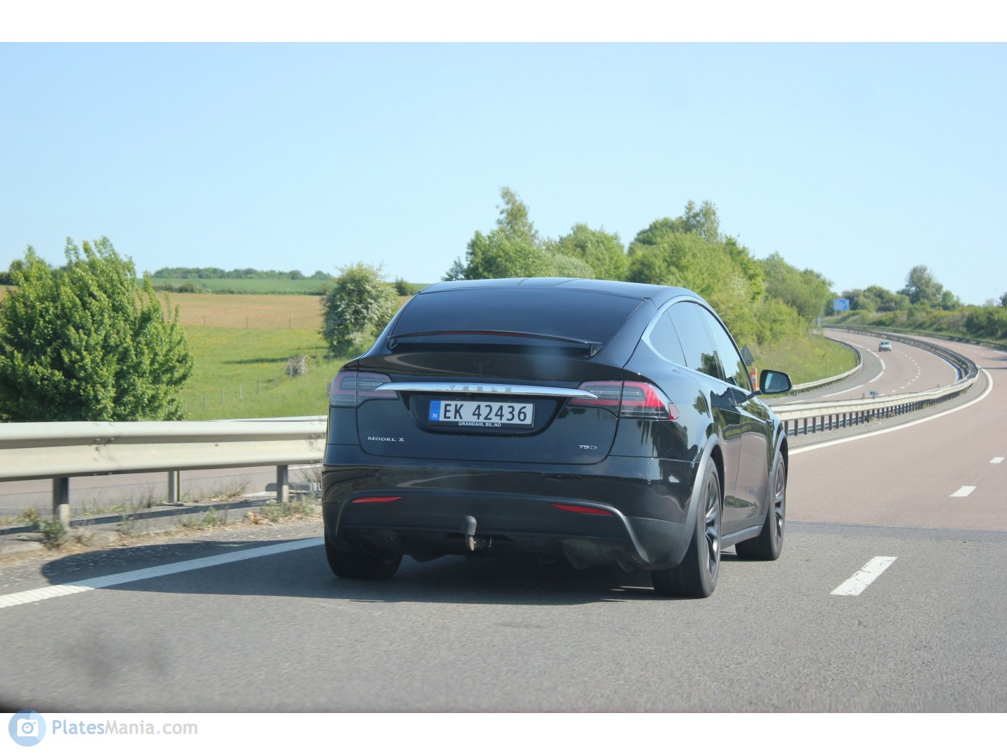 EK 42436, Tesla Model X 1st gen (5YJX), 2015–