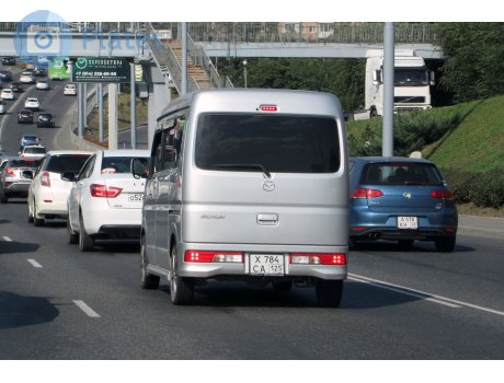 х784са125, Mazda Scrum