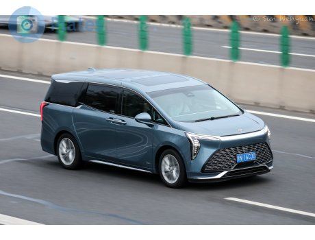 京N·16C00, Buick GL8