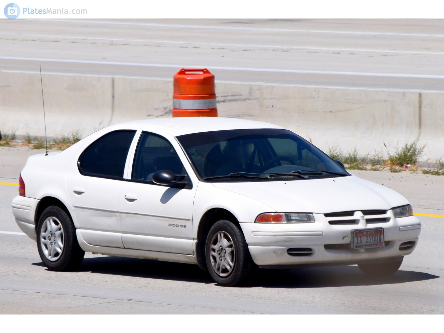 1A 320DX, Dodge Stratus 1st gen (JA), 1994–2000