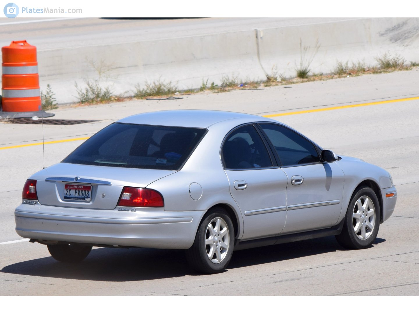 2C PX608, Mercury Sable 4th gen Sedan (D186), 1999–2005