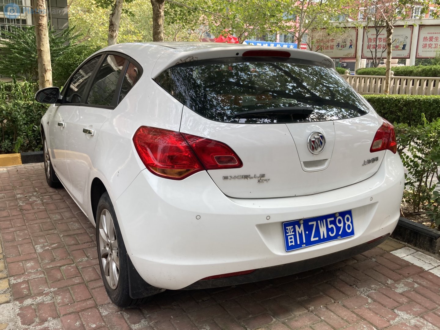 晋M·ZW598, Buick Excelle 2nd gen XT Hatch (P10; CN-market), 2009–2015