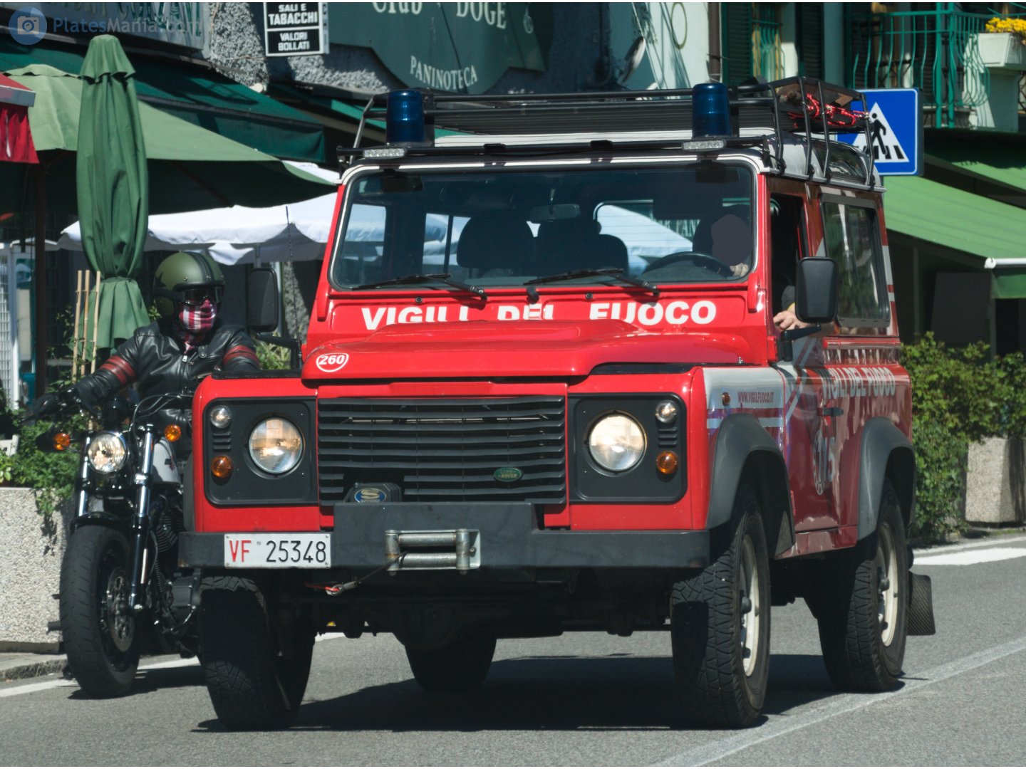 VF 25348, Land Rover Defender 1st gen 110