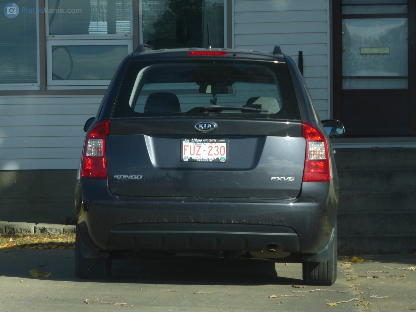 FUZ-230, Kia Rondo 1st gen (UN), 2006–2012