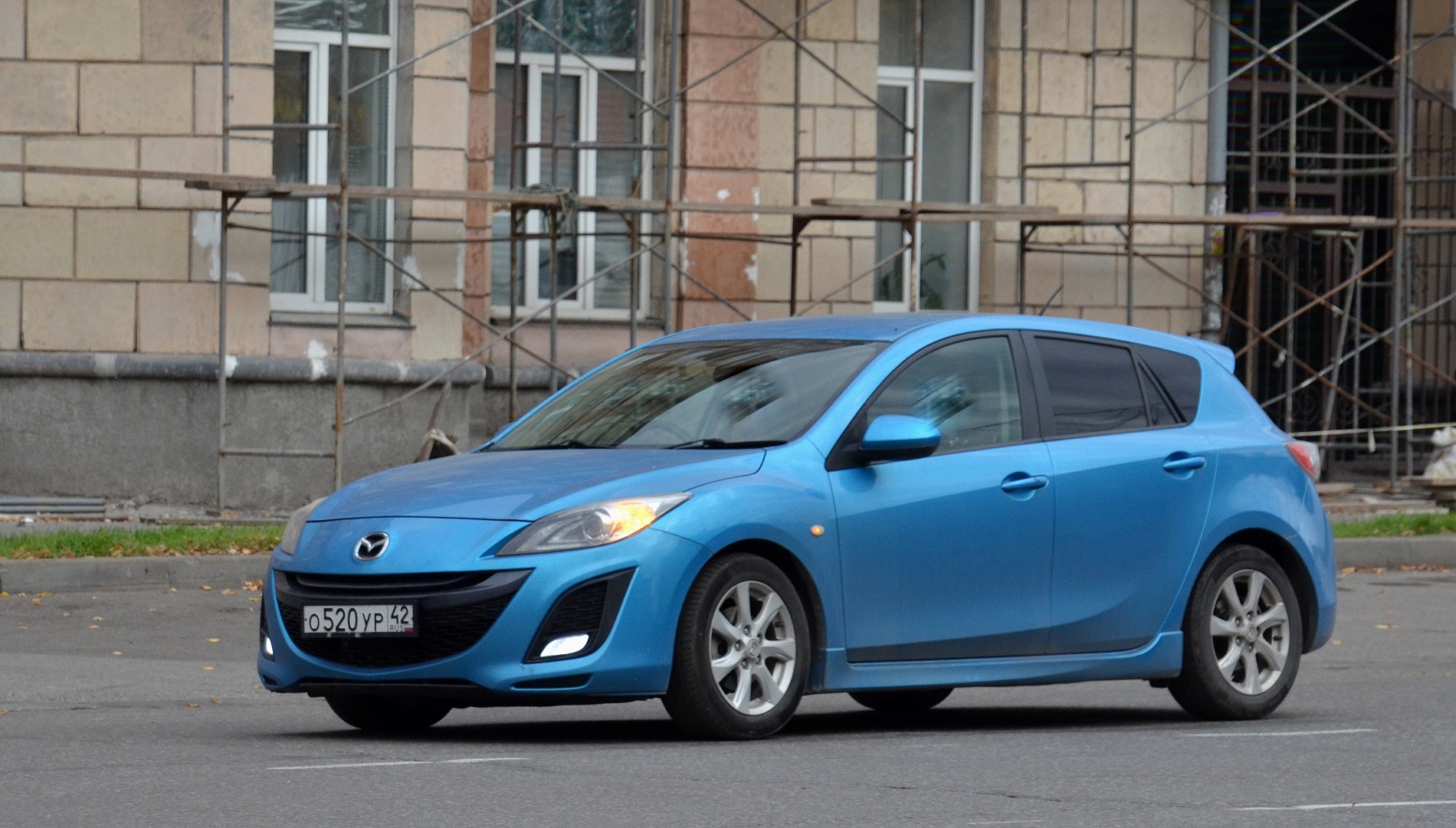 о 520 ур 42, Mazda Axela 2nd gen Hatch (BL), 2009–2013